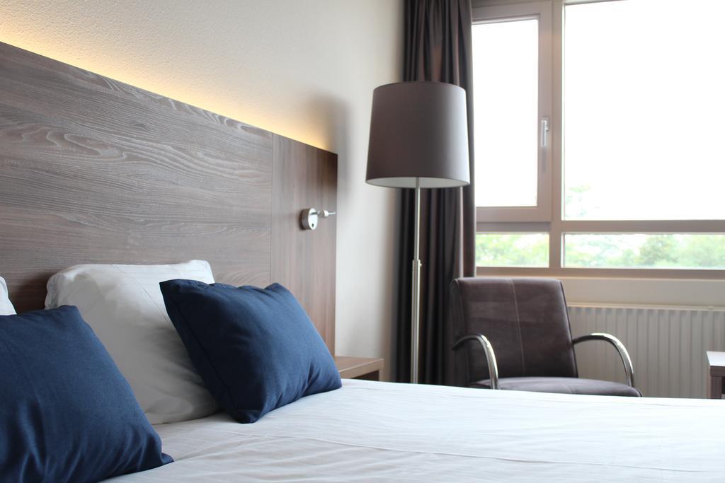 City Hotel 오스 외부 사진