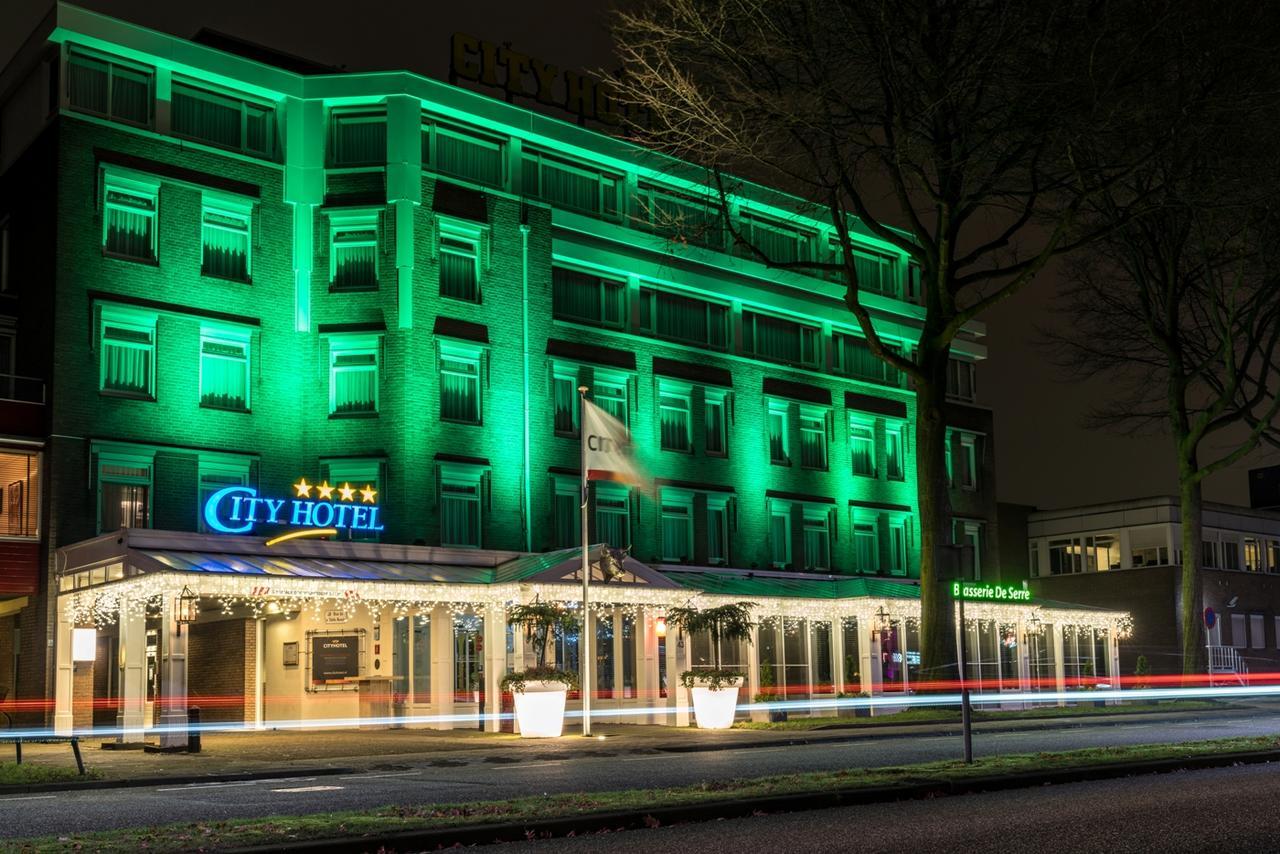 City Hotel 오스 외부 사진