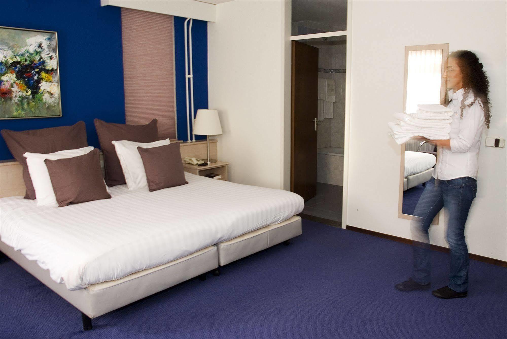 City Hotel 오스 외부 사진