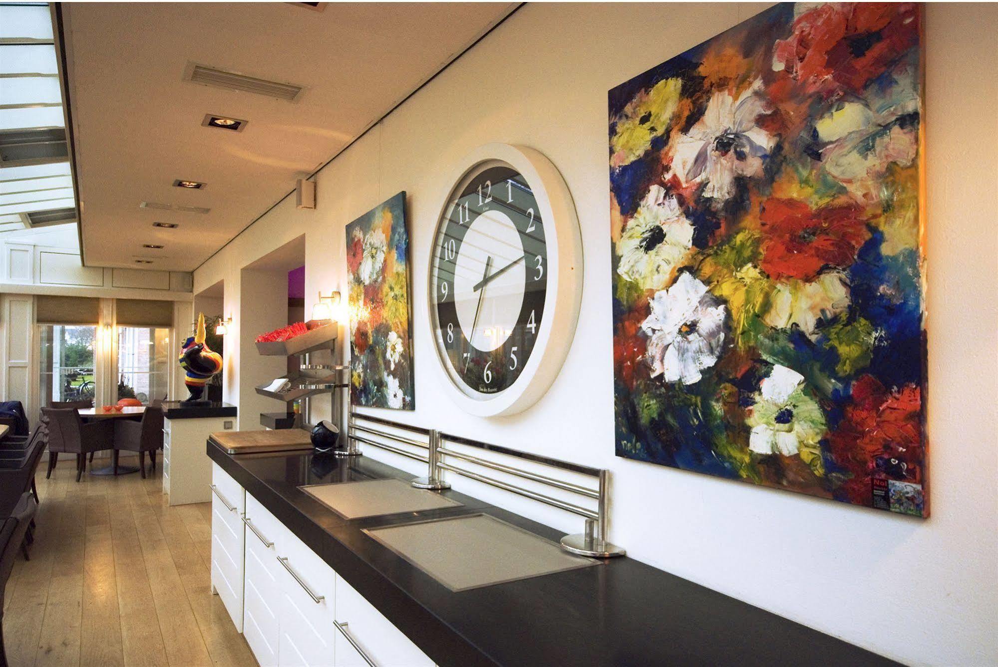 City Hotel 오스 외부 사진