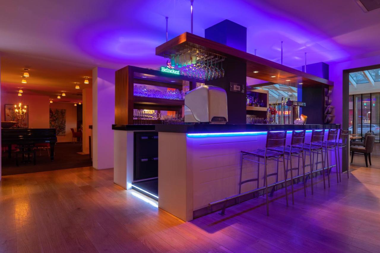 City Hotel 오스 외부 사진