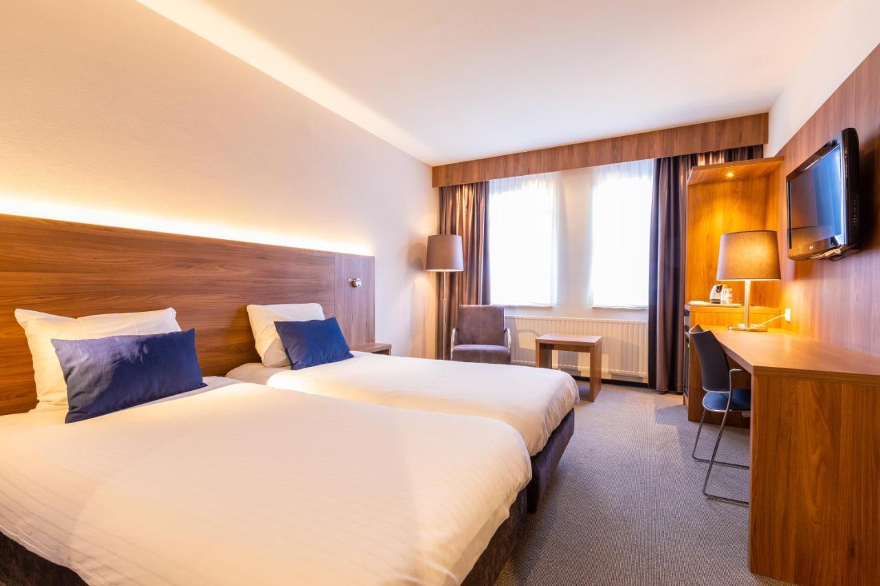 City Hotel 오스 외부 사진