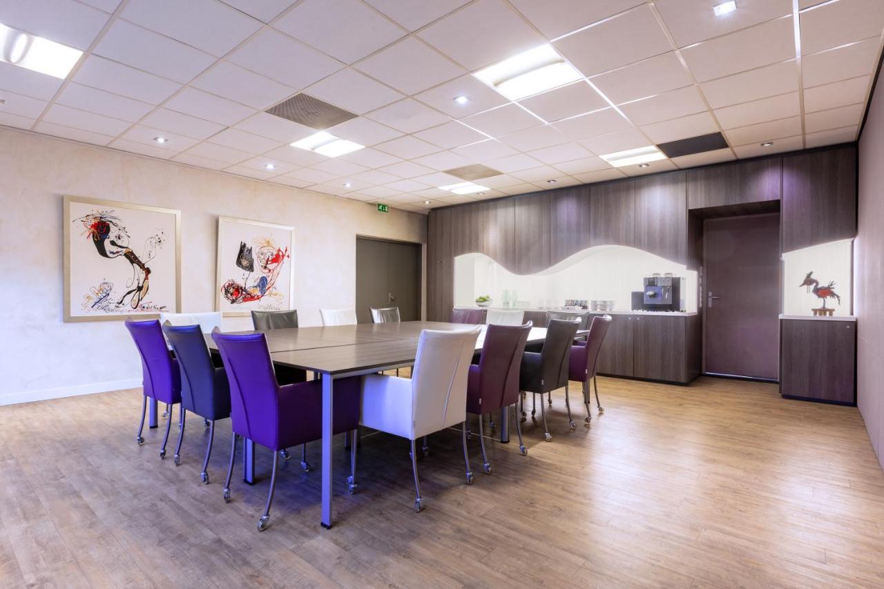 City Hotel 오스 외부 사진